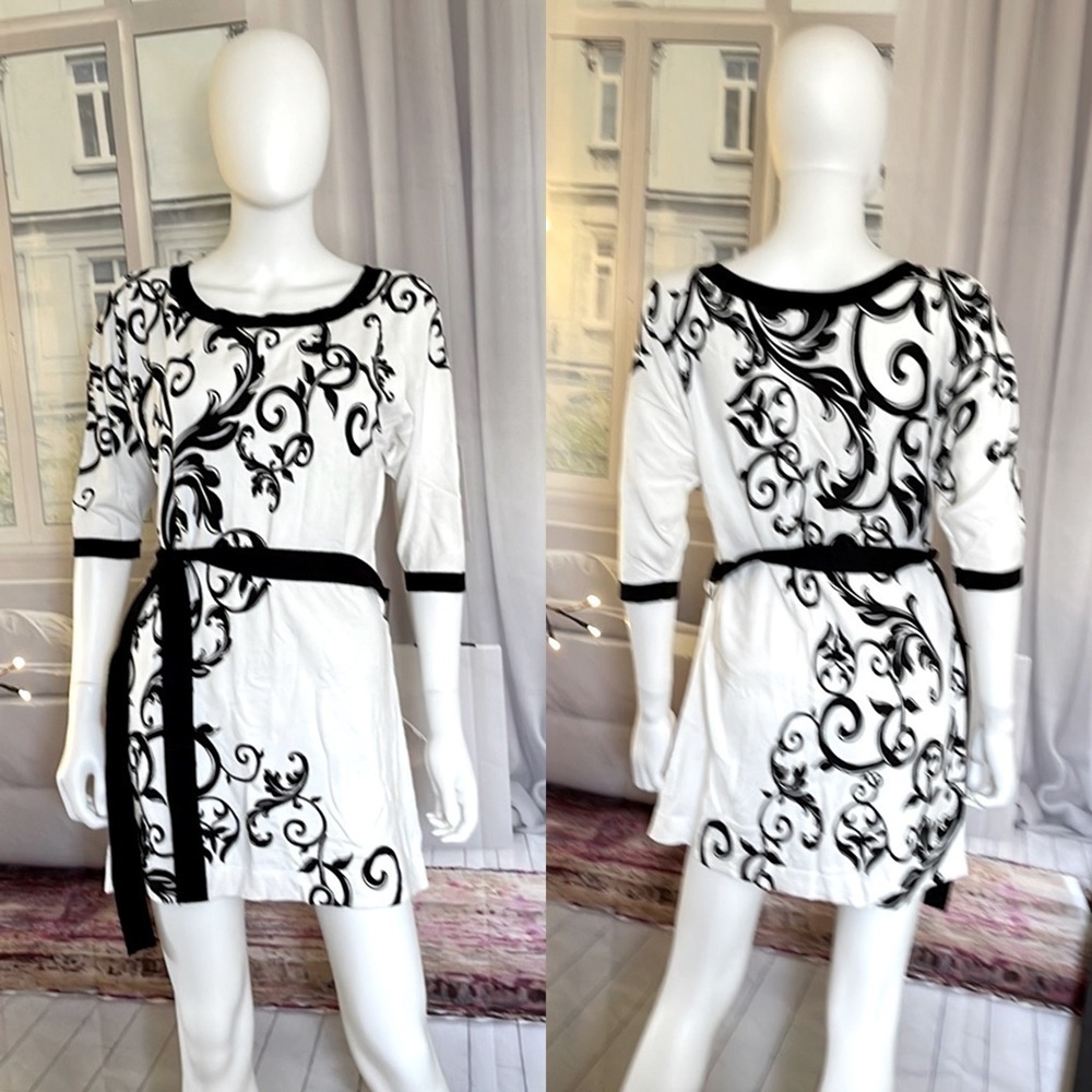 White House Black Market Belted Tunic/Dress. P/A1757/5